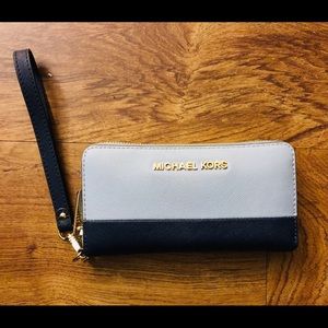 Michael Kors Leather Wristlet